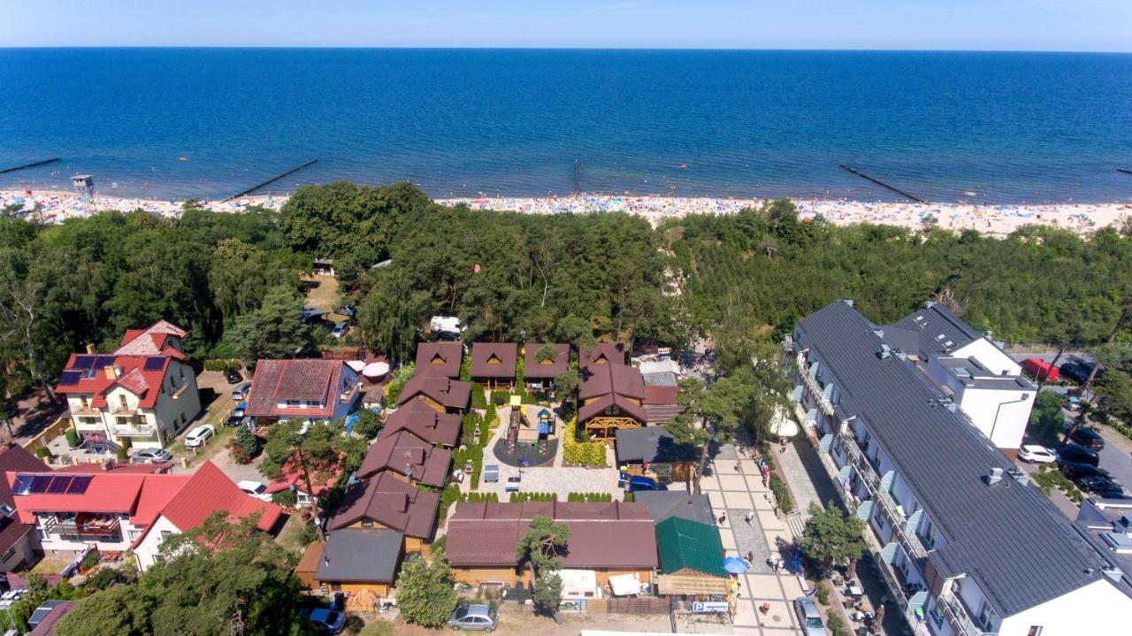 Domy Z Bala - Bungalow 50 Metrow Od Plazy Spa Domki Ogrzewane Dziwnowek Exterior photo
